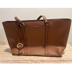 Michael Kors Temple Large Pebbled Leather Tote Bag